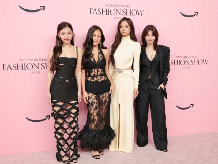 TWICE at the Victoria’s Secret Fashion Show