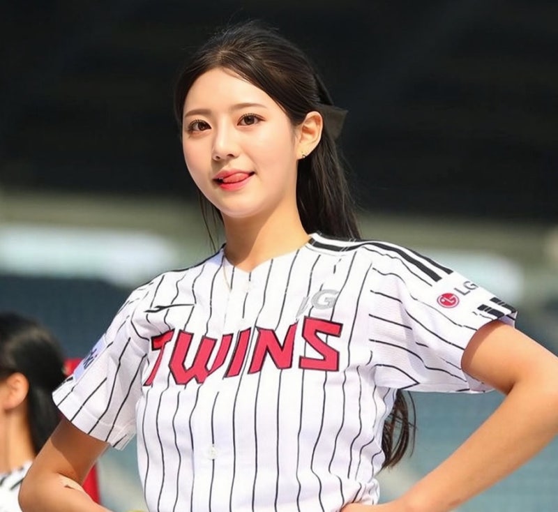 Kim Yi seo Cheerleader
