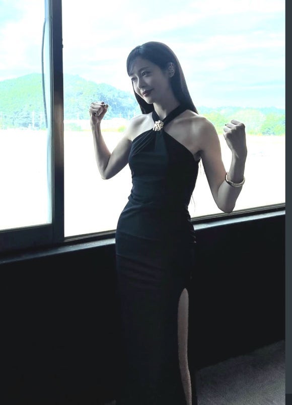 성유리 45세 나이 잊은 반전 분위기와 매력에 모두가 놀란 이유