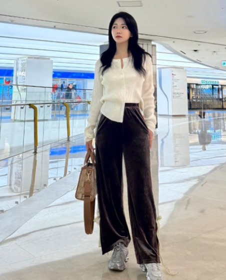 유채린 아나운서 1억 결혼식 로망 속 갈등과 반전 인스타 근황
