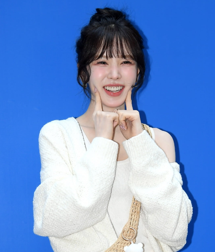 레드벨벳 예리, 보디수트 패션으로 드러낸 반전 매력