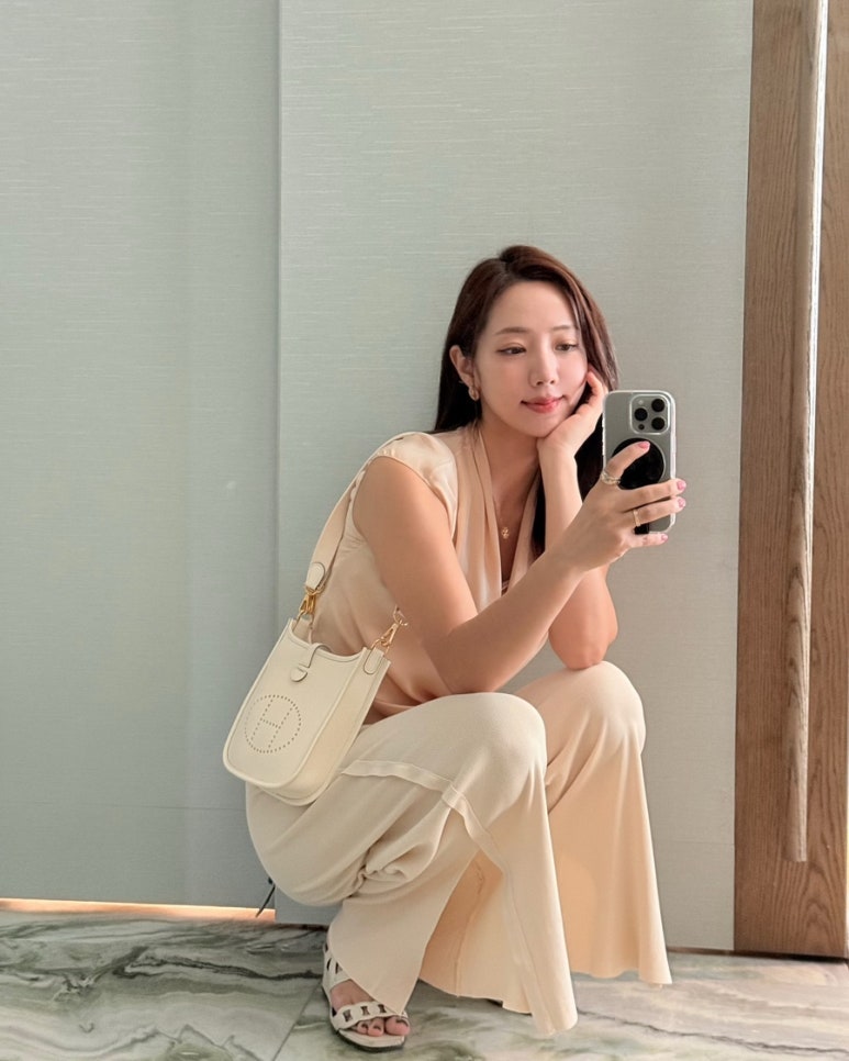 정순주 아나운서, 출산 후에도 변치 않은 건강한 몸매 비결